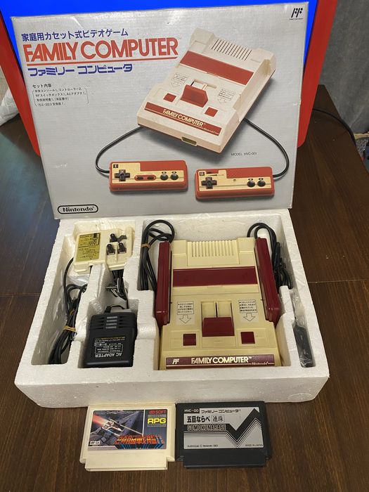 Приставка Nintendo famicom 8bit original гарний стан