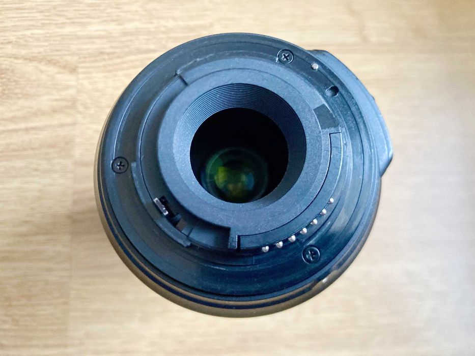 Об’єктив Nikon DX AF-S Zoom-Nikkor 55-200mm 1:4-5.6G ED VR IF SWM