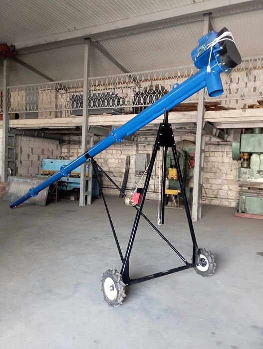 Винтовой конвейер, шнековый погрузчик, шнек с протравителем зерна