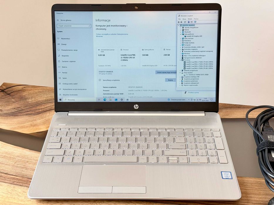 HP Pavilion 15 / i3-7020U / 8GB DDR4 / 256GB SSD / 15,6 FHD / UHD 620