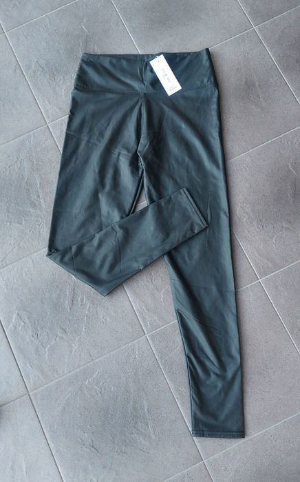 Spodnie legginsy ala skóra latex wyższy stan dopasowane M/L Nowe