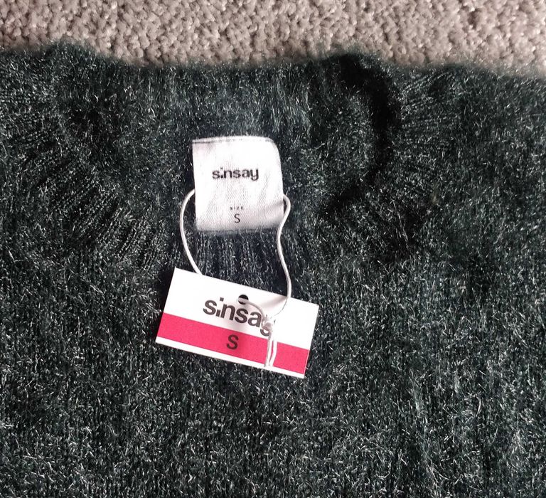 Sweter Sinsay, rozmiar S, nowy, dziewczęcy.