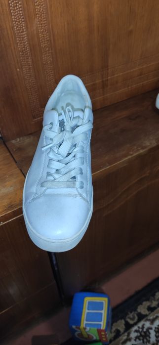 Кроссовки женские bugatti 40 размер