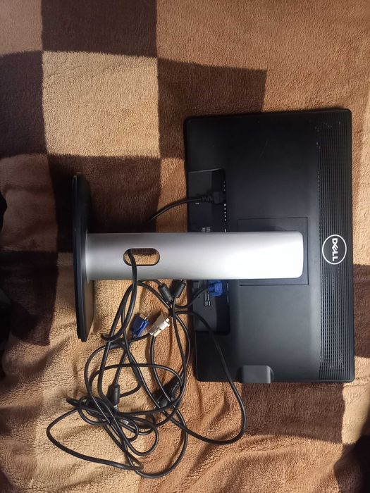 Monitor DELL P2212H 22" (21.5") obrotowy regulowana wysokość kable usb