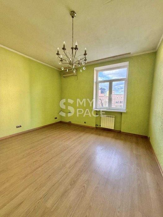 2 к кв  60кв.м на Печерську  вул. Катерини Білокур, 2/8