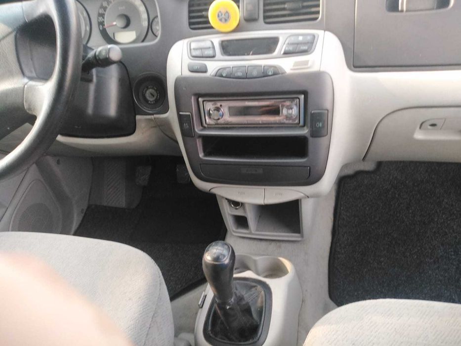 PARA PEÇAS Hyundai Trajet 2.0 CRDi de 2003