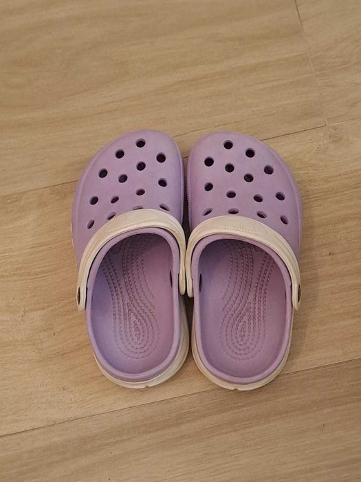 Crocs e botas tamanho 31