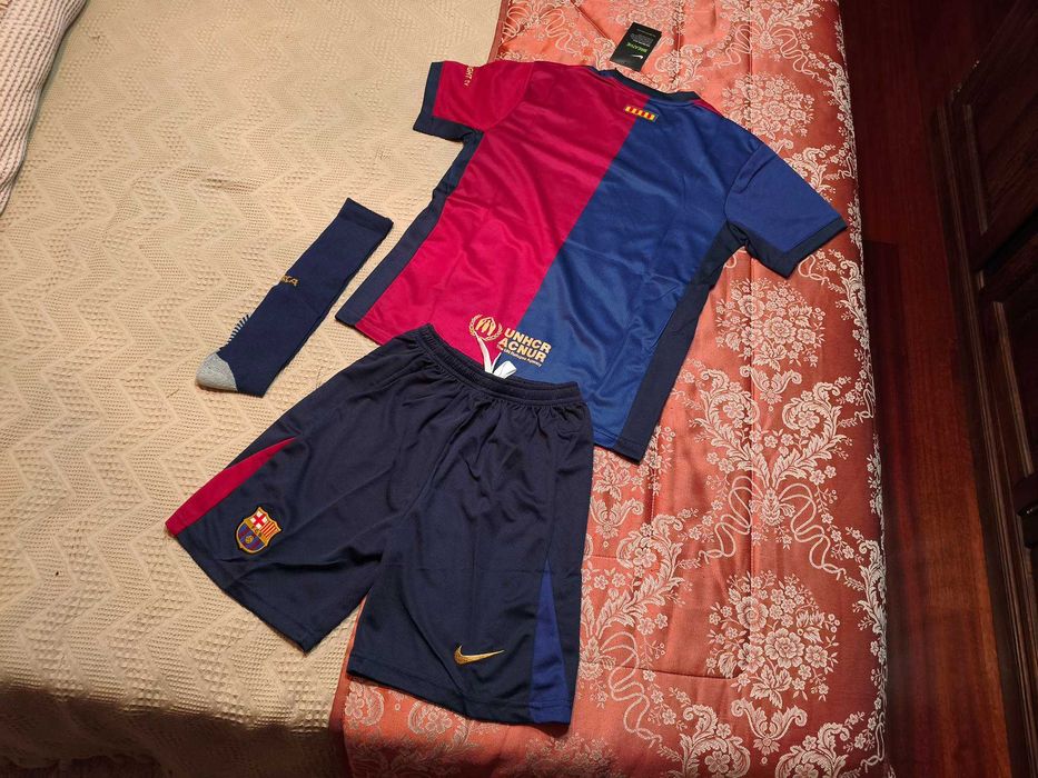 Camisola Criança BARCELONA Equipamento s/nome | NOVO