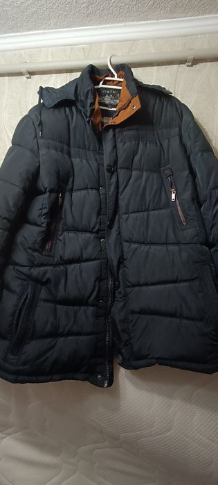 Чоловіча куртка, пуховик
