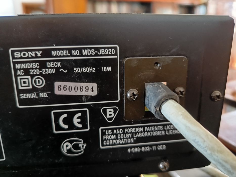 Sony Minidisk   MDS JB920