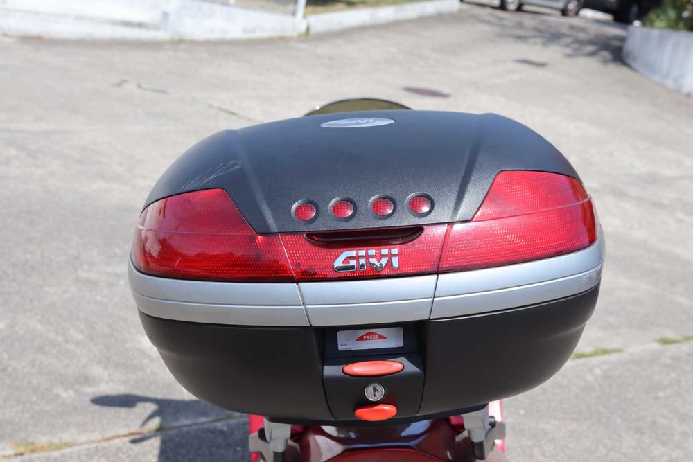 Honda CBR 1100XX Super Blackbird