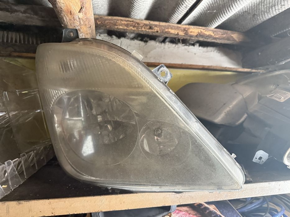 Фари Sprinter 906