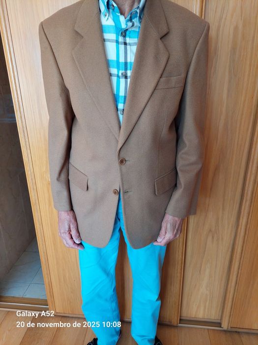 Casaco para homem em lã