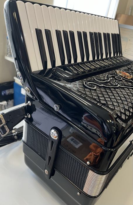Acordeon Scandalli Polifonico X