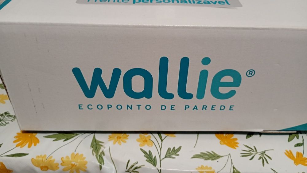 Ecoponto de parede. Wallie. Novo.