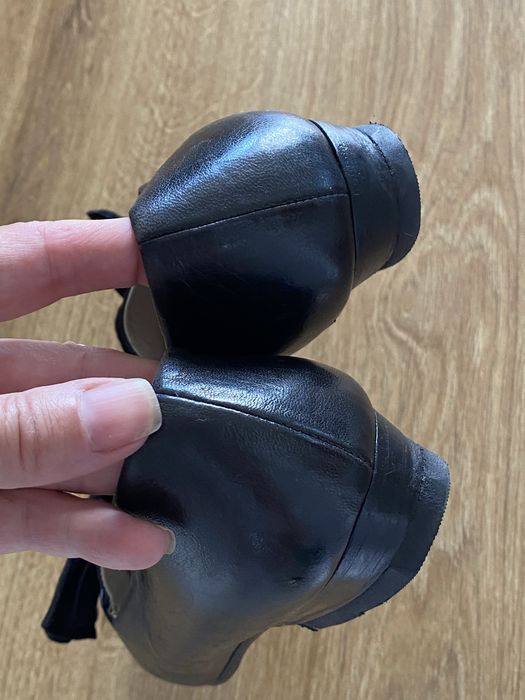 Russell&Bromley półbuty skóra naturalna 39,5