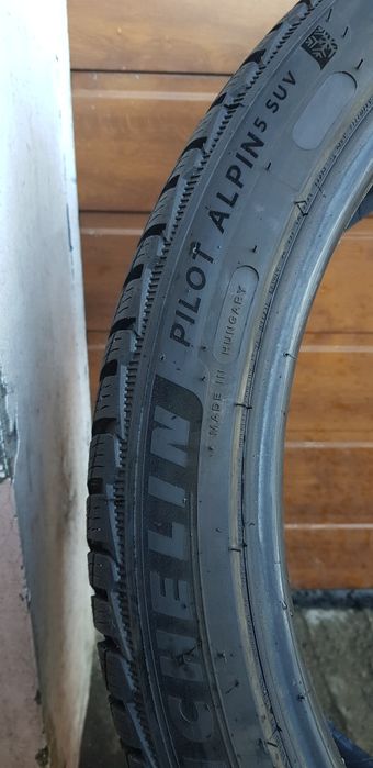 Шина, резина Michelin alpin ⁵ suv 265/35 R22