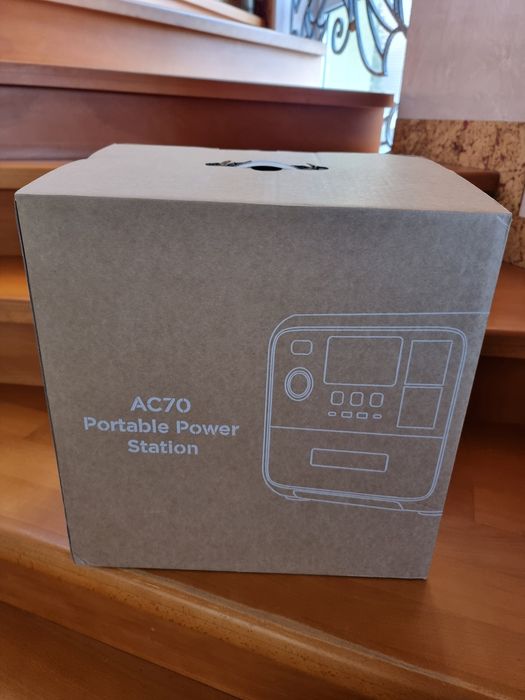 Зарядна станція Bluetti AC 70