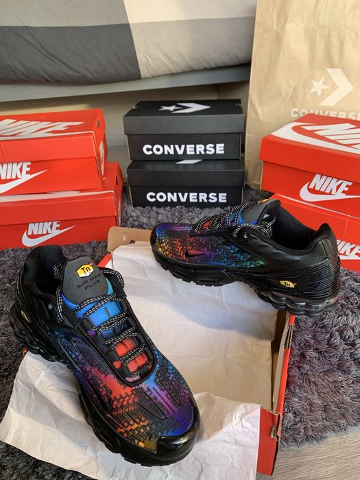 Nike Air Max Plus 3 (TN3) PREMIUM “Rainbow Gradient” — NOVAS EM CAIXA (Tam 40) ORIGINAIS