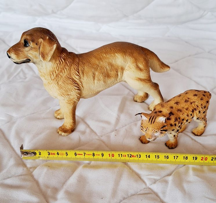 Pies i ryś, piękne i realistyczne figurki wykonane z twardej gumy