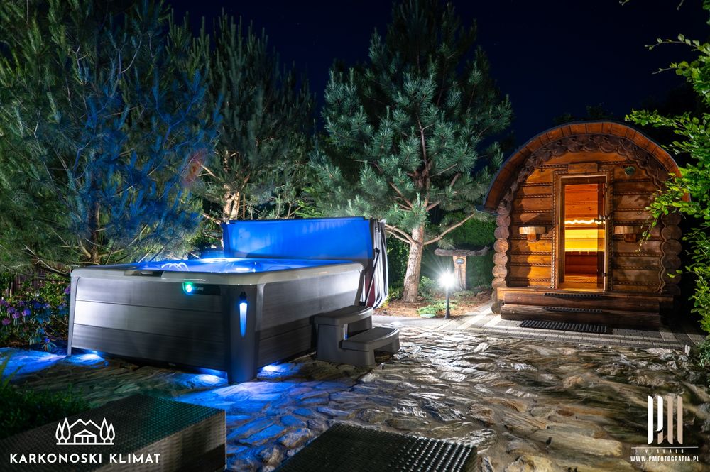 Karkonoski Klimat - domek z bali z dostępem do jacuzzi i sauny.