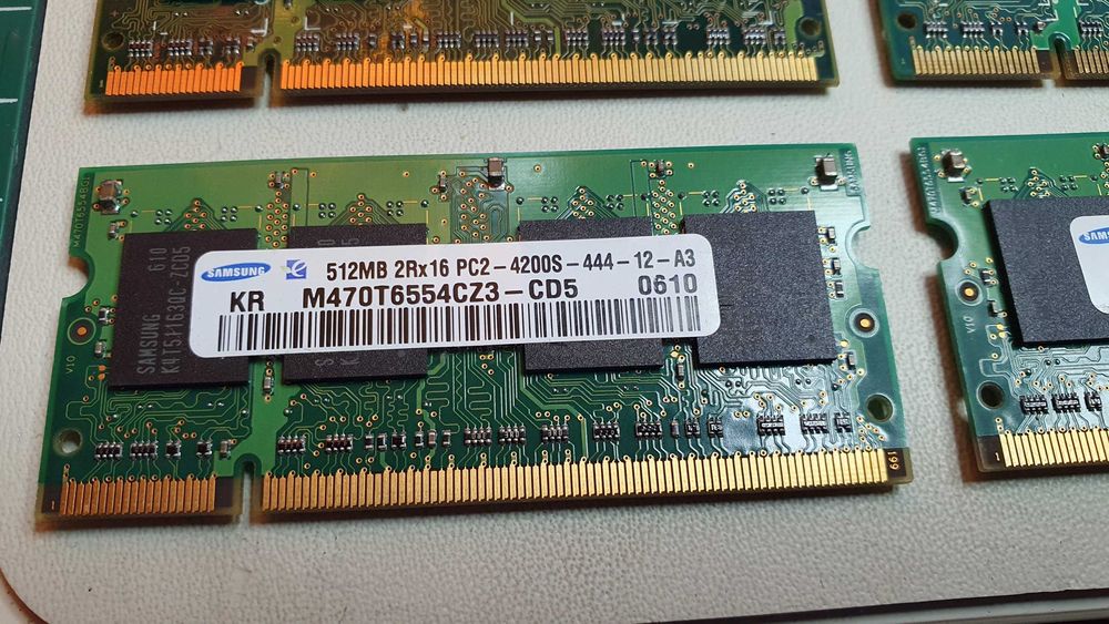 Memória DDR2 Samsung SODIMM (portátil) 1Gb (2x512Mb) PC2-4200S 2Rx16