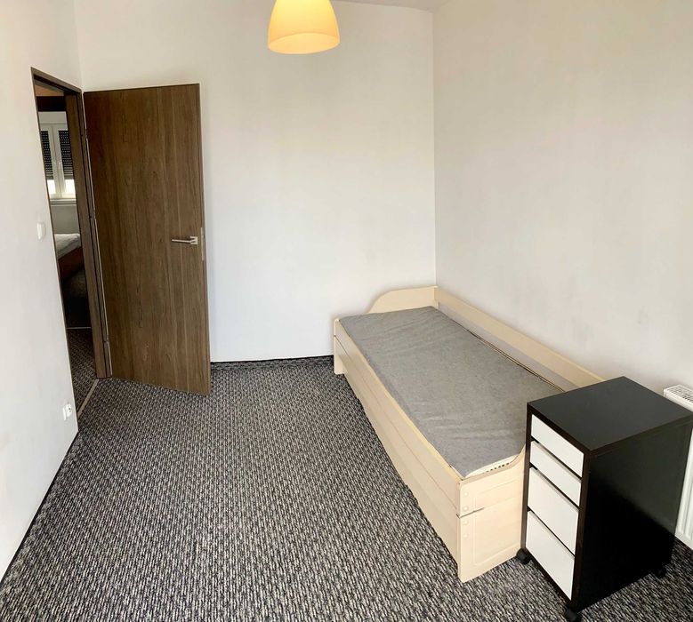 Mieszkanie 3 pokojowe, bezczynszowe ,duży balkon, parking.