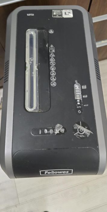 Niszczarka Fellowes 700 zł taniej