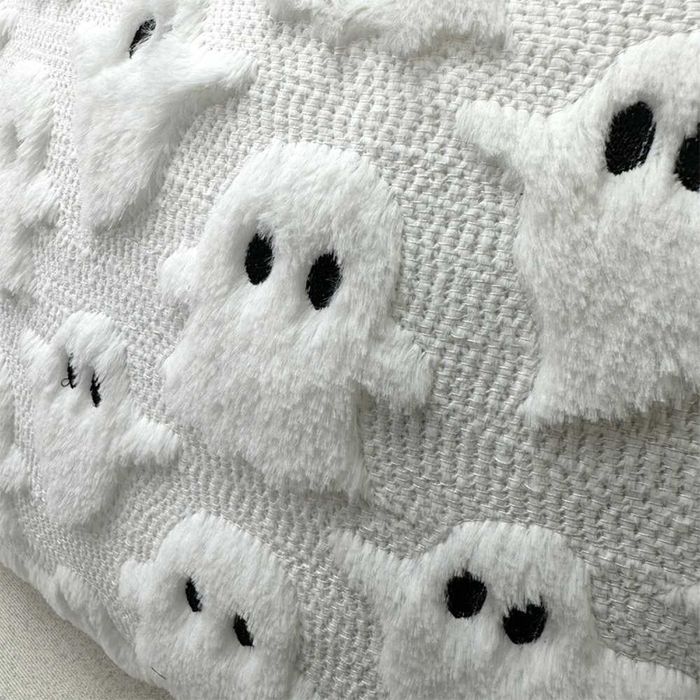 2x Poszewka dekoracyjna na poduszkę Aksamit- 45x45 Halloween BIAŁE DUSZKI