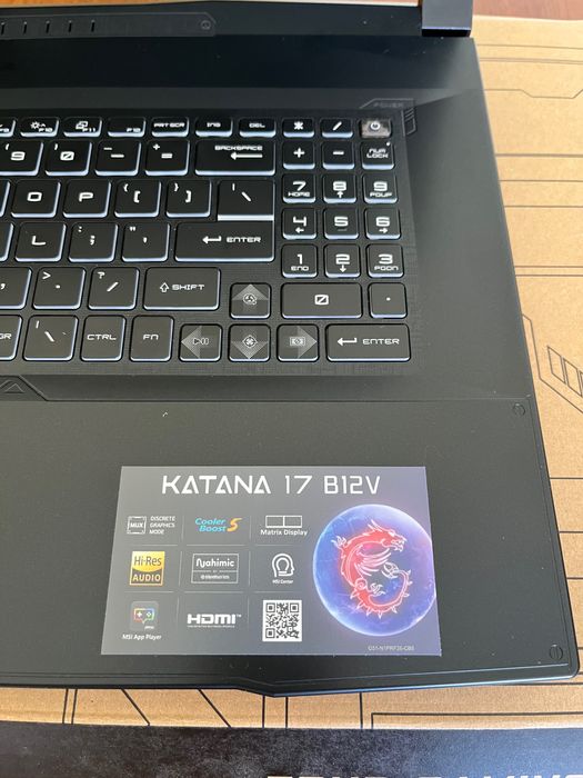 MSI Katana 17.3 I5-12450H/16GB/512 RTX4050 144HZ/TGP-105W
