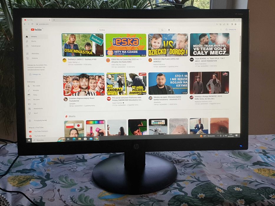 Monitor HP 24"  V241p 1920 x 1080 VGA DVI HDMI LED