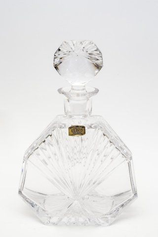 Decanter antigo em cristal moldado