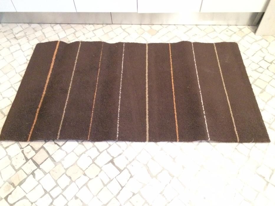 2 Tapetes / Carpetes Castanhos