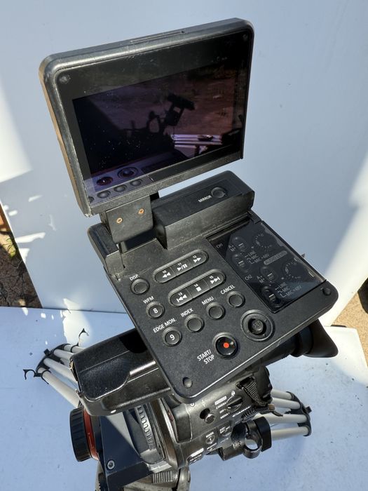 Canon EOS C300 Mark I, EF видеокамера