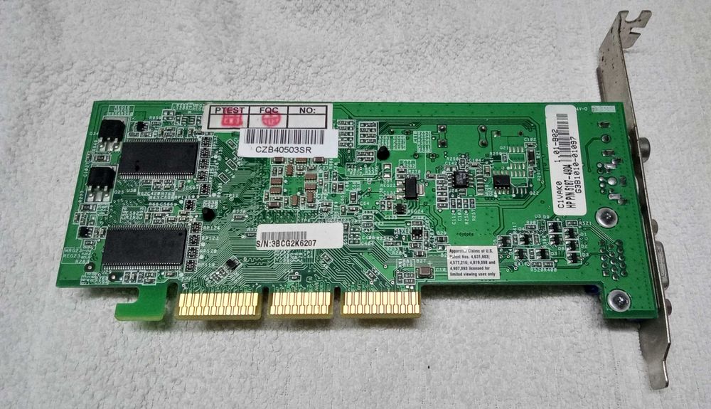 [PC Vintage] Placa grafica AGP - ATI Radeon 9200 SE