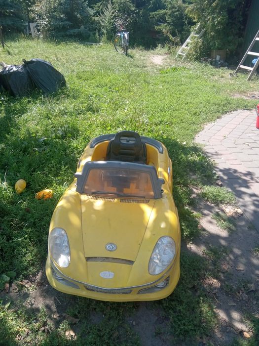 Samochod dla dzieci na akumulator używane