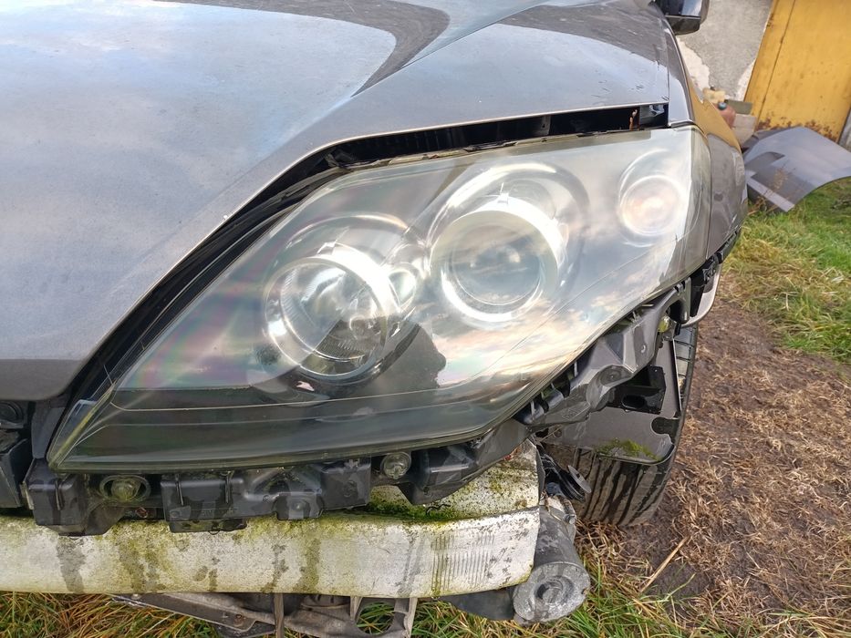 Lampa przód Renault Laguna III GT  europejska przednia