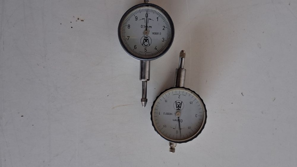 Comparadores de 0,01 mm a 0-5mm