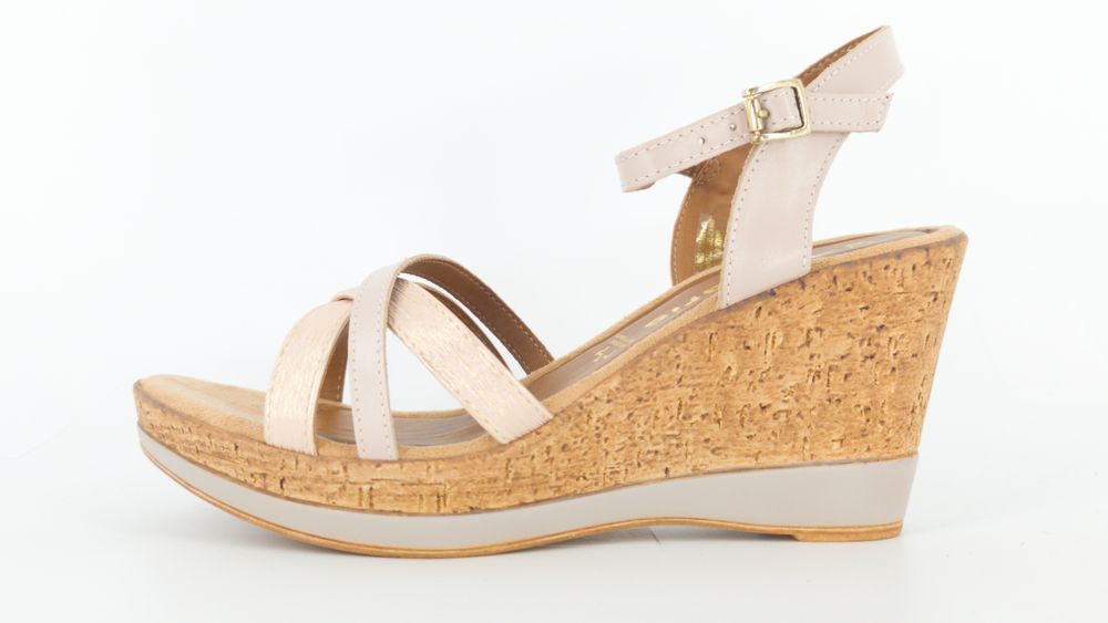 Buty espadryle na koturnie Tamaris 40