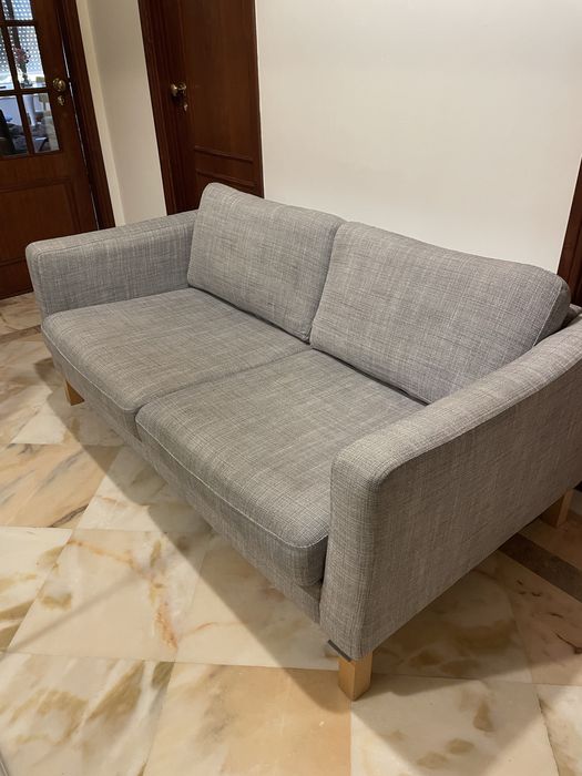 Sofá IKEA Karlstad (2 Lugares)