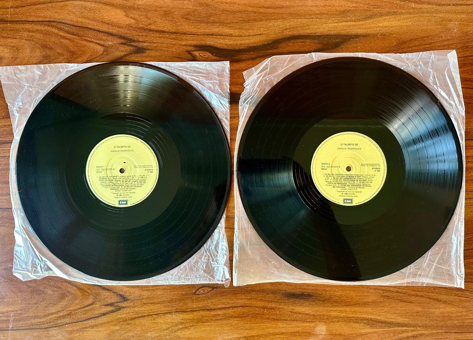 Disco vinil duplo a arte de Amália Rodrigues
