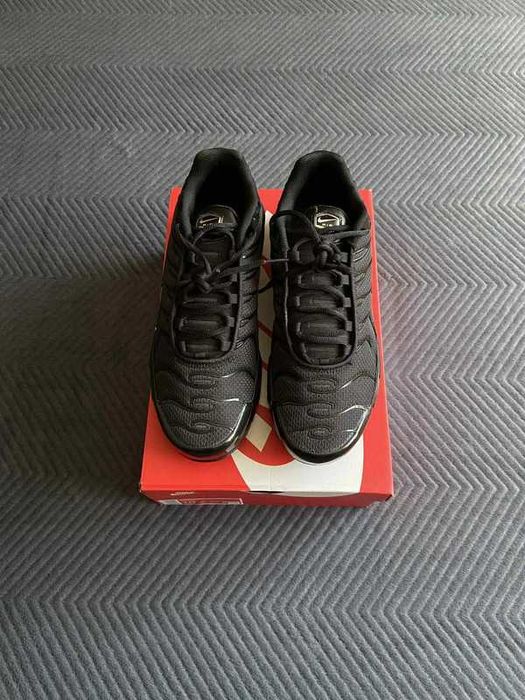Nike_Air_Max_TN_Plus_Black R.40