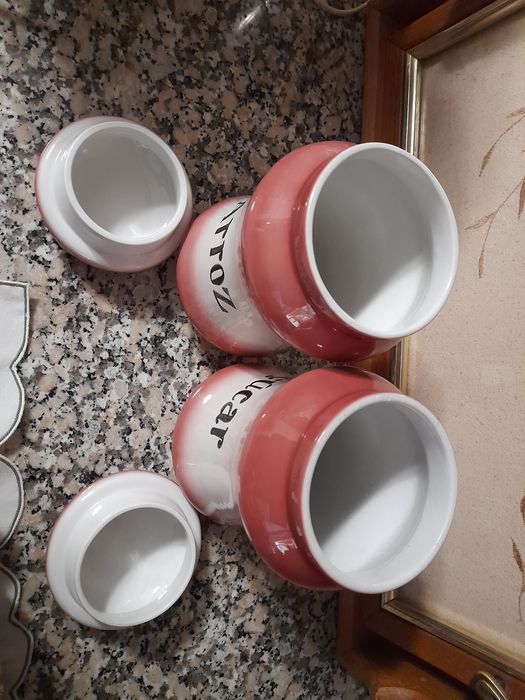 2 Rice and Sugar Containers64862192826370123