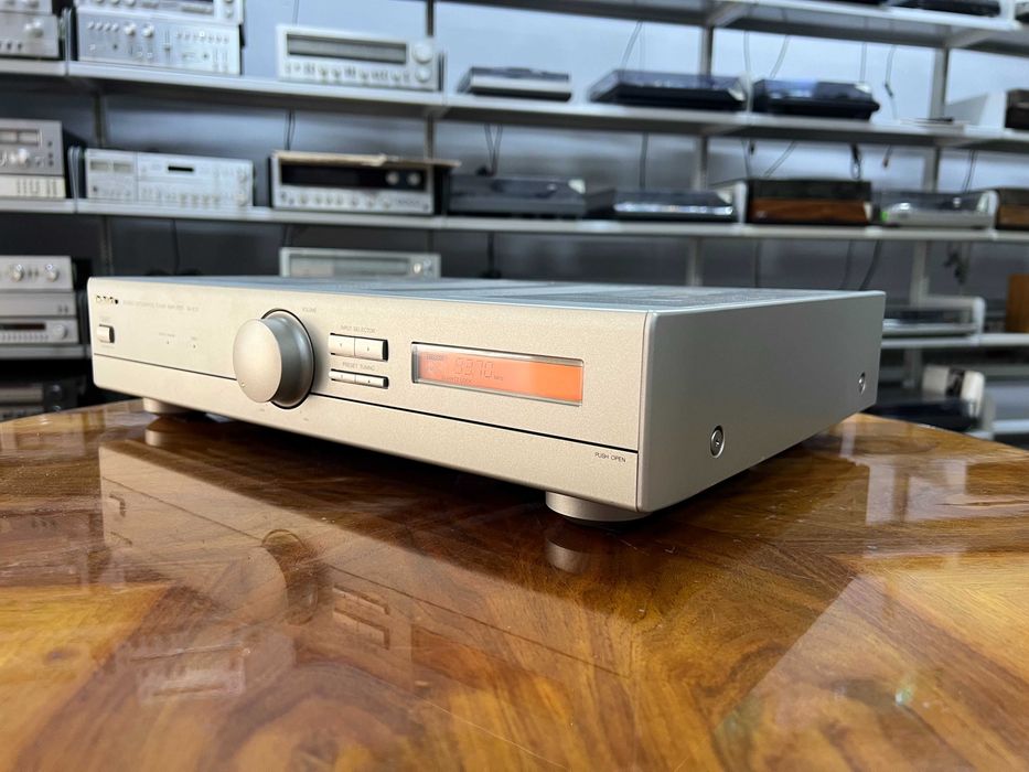 Amplituner Technics SA-E10 Audio Room