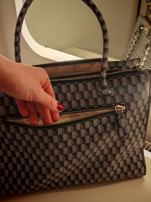 Torebka Guess Shopper