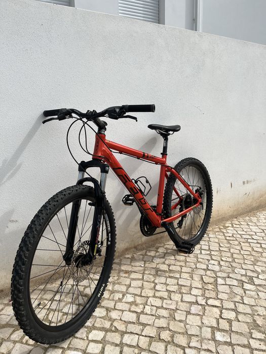 Bicicleta Felt Q520