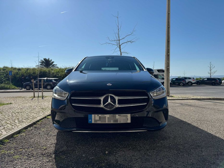 Mercedes-Benz B180 W247 automática