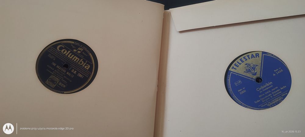 Antyk gramofon z tubą Columbia Disc