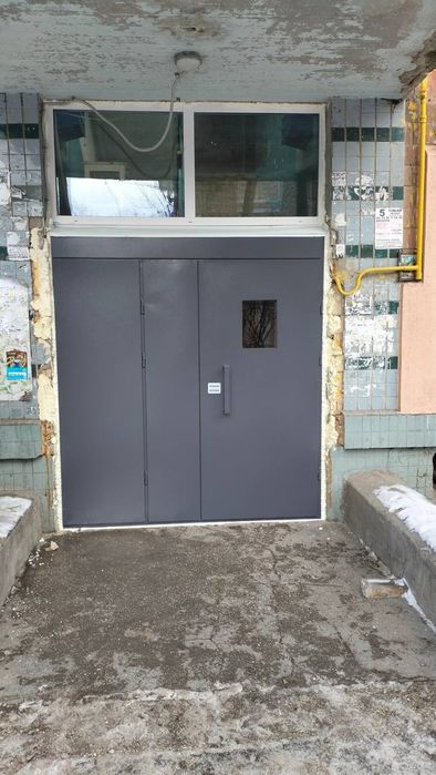 Технічні двері в підвал, металеві двері, металлические двери