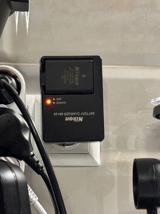 Фотоапарат Nikon D5100 + 35mm f/1.8G + 18-70mm ED (повний комплект)